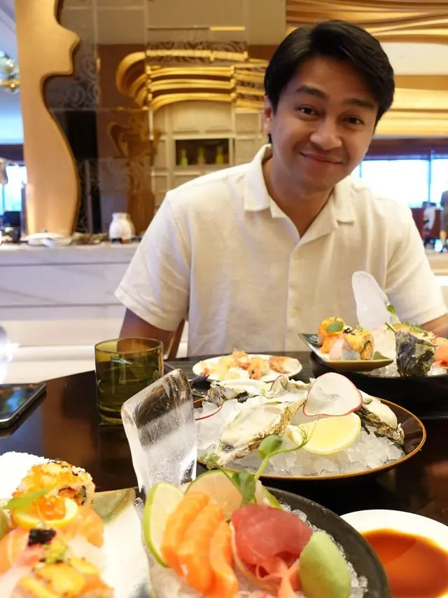 6 Gaya Serasi Mikha Tambayong dan Deva Mahenra Rayakan Anniversary Pernikahan ke-1 Tahun