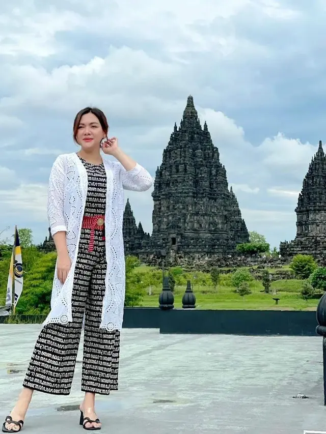 12 Inspirasi Padu Padan Cardigan Panjang ala Seleb, Sarwendah hingga Nagita Slavina