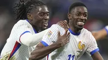 Ousmane Dembele menjadi aktor utama kemenangan Prancis atas Belgia pada laga UEFA Nations League. Winger PSG itu berandil memberi assist untuk gol pembuka Randal Kolo Muani dan menyumbang gol kedua Les Bleus. (AP Photo/Laurent Cipriani)