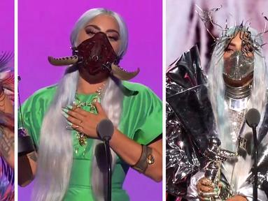 Foto kombinasi yang dirilis pada 30 Agustus 2020 memperlihatkan Lady Gaga mengenakan masker pada ajang MTV Video Music Award (MVA) 2020 yang dilaksanakan secara virtual. Lady Gaga menjadi sorotan karena masker wajah yang dikenakannya. (MTV via AP)