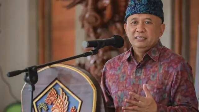 Menteri Koperasi dan UKM Teten Masduki dalam Penandatanganan MoU Dengan Ekosistem Pendukung BCS di Kabupaten Badung, Bali, Minggu (31/10/2021). (Dok KemenkopUKM)