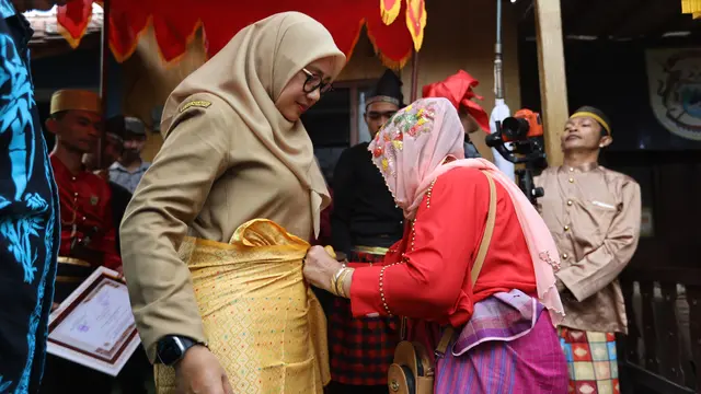 Bupati Banyuwangi Ipuk Fiestiandani