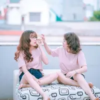 Ilustrasi perbedaan cewek terawat dan nggak terawat. (via: pexels.com)