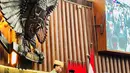 Presiden Joko Widodo atau Jokowi saat tiba di Ruang Rapat Paripurna, Gedung Nusantara MPR/DPR/DPD RI, Jakarta, Selasa (16/8/2022). Pakaian adat yang dikenakan Presiden Jokowi berwarna dominan hijau dan memiliki motif "pucuk rebung". (Foto: Laily Rachev - Biro Pers Sekretariat Presiden)
