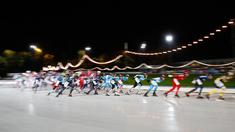 Para atlet berlomba di race pertama KPN Marathon Cup di Amsterdam, Belanda, (24/11/2015). (AFP/ANP/Bas Czerwinski)