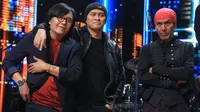 Dewa 19 Grand Final Indonesian Idol 2020, Senin (24/2/2020). (Adrian Putra/Fimela.com)