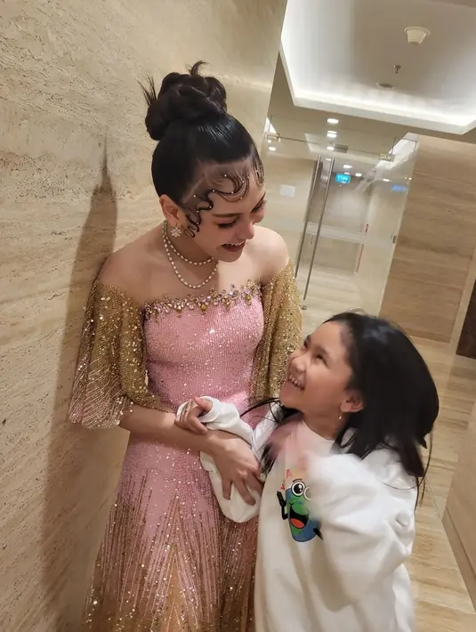 (Instagram/ayutingting92)