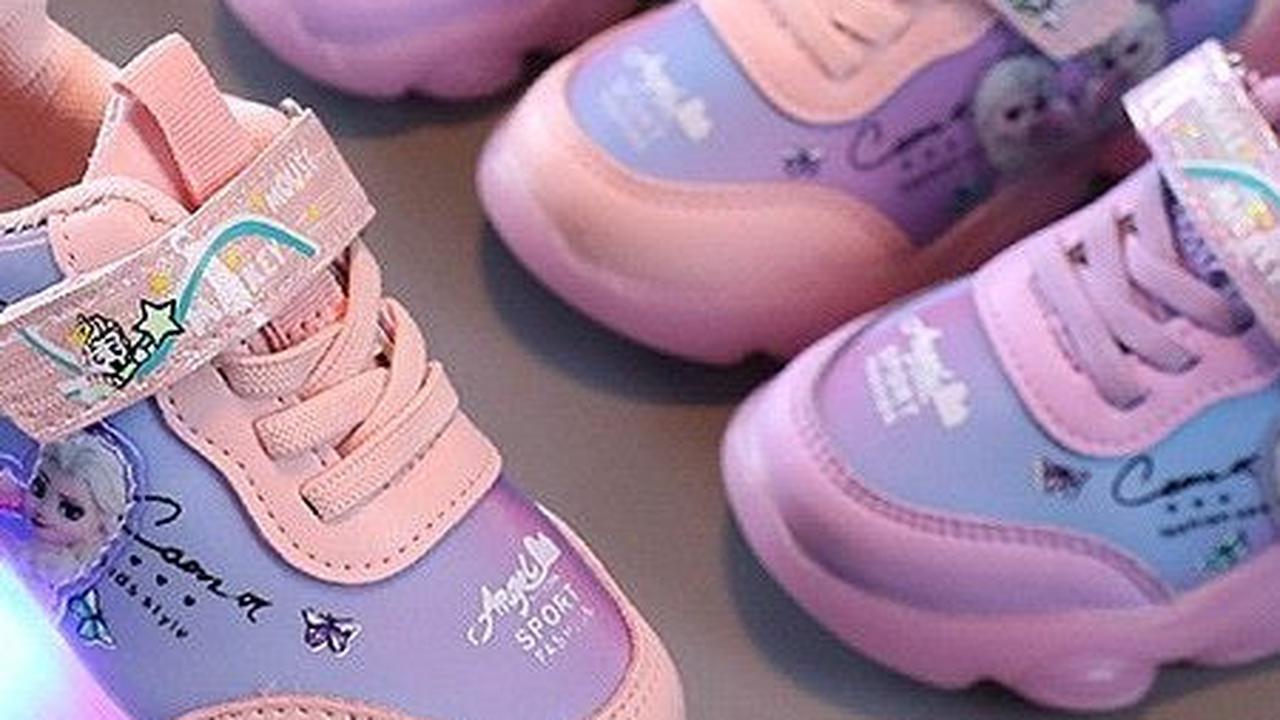 <b>Parayu Kids: Sepatu dengan LED</b>