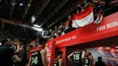 Pemain Timnas Basket Indonesia berjalan meninggalkan lapangan usai laga playoff perempat final FIBA Asia Cup 2022 antara Timnas Basket China melawan Timnas Basket Indonesia di Istora Senayan, Jakarta, Senin (18/07/2022). (Bola.com/Bagaskara Lazuardi)