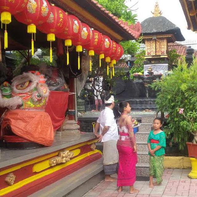 Umat Hindu Dan Budha Sembahyang Bersama Di Kelenteng Ini Regional Liputan6 Com