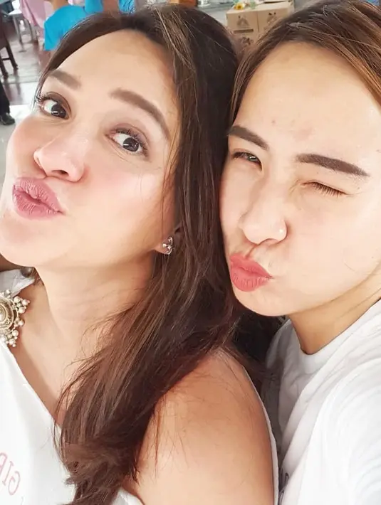 Shandy Aulia (Instagram/paularudollf)