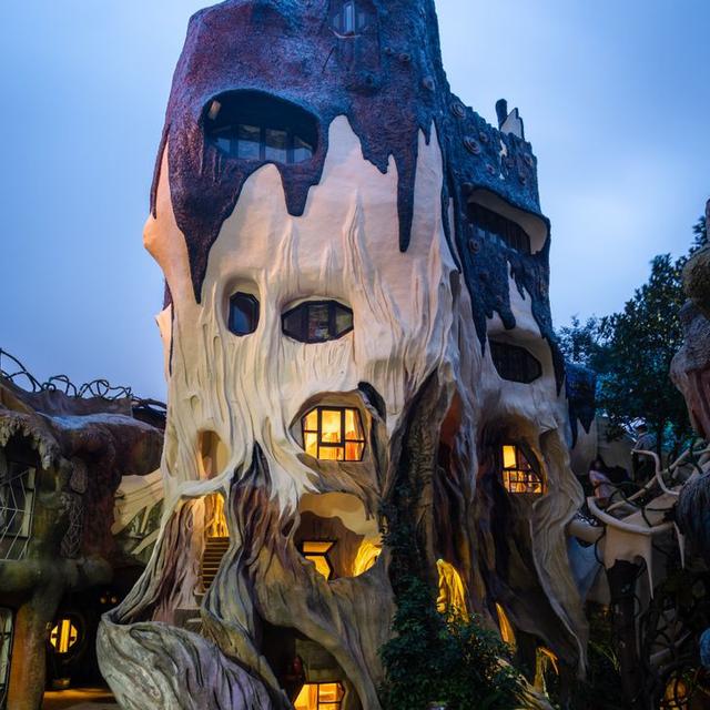 6 Potret Bangunan Bentuk Hewan Ini Unik, Punya Ciri Khas Tersendiri