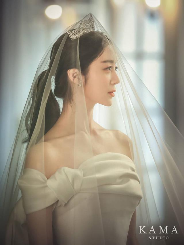 Potret Prewedding Hyerim Eks Wonder Girls, Menawan dalam Hanbok dan