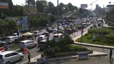 Bagi masyarakat yang ingin menikmati malam pergantian tahun di kawasan Puncak, diimbau agar tiba sebelum pukul 18.00 WIB.
