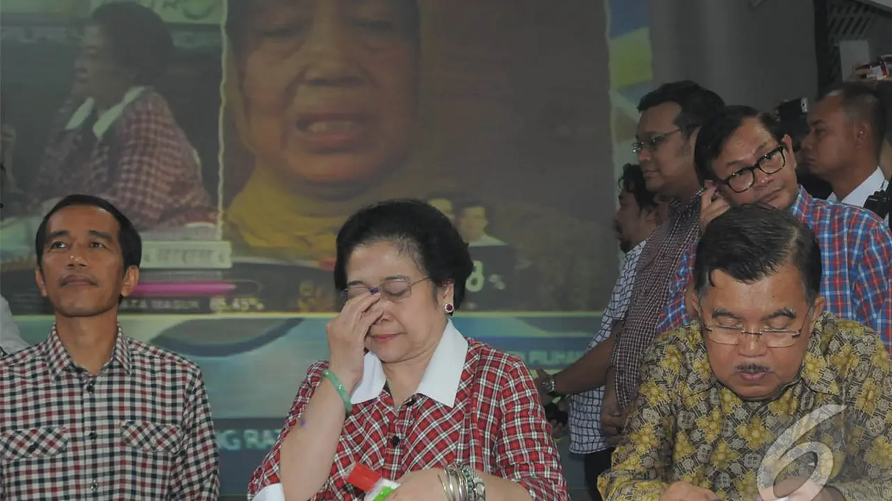 Air Mata Megawati untuk Jokowi-JK