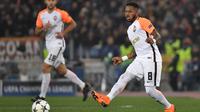 Manchester United siap bersaing dengan Paris Saint-Germain demi mendapatkan jasa gelandang Shakhtar Donetsk, Fred, pada bursa transfer musim panas 2018. (AFP/Andreas Solaro)