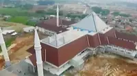 Jokowi diresmikan Masjid Raya Kyai Haji Hasyim Asyari. (Liputan 6 SCTV)