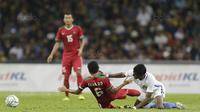 Kapten Indonesia, Evan Dimas, saat pertandingan melawan Malaysia pada laga semifinal Sea Games 2017 di Stadion Shah Alam, Selangor, Sabtu (26/8/2017). Malaysia menang 1-0 atas Indonesia. (Bola.com/Vitalis Yogi Trisna)