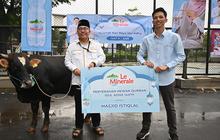 Maknai Idul Adha dengan Aksi Nyata, Le Minerale Salurkan Hewan Kurban ke Masjid Istiqlal