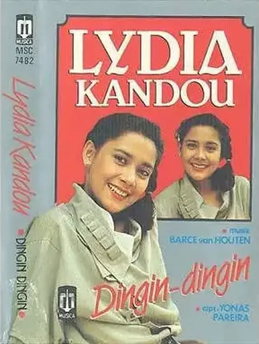 <p>Tidak hanya jago akting, perempuan empat orang anak ini juga memiliki suara emas. terbukti, ia pernah merilis album. Baik secara solo dan juga berduet dengan Deddy Dores hingga Jamal Mirdad. [Instagram/@suherman1522]</p>