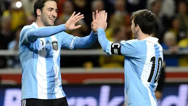 Gonzalo Higuain dan Lionel Messi