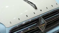 Detail dari Borgward Isabella. Borgward meluncurkan model pada tahun 1954 dan akan menjual 200.000 dari mereka (auto.howstuffworks)