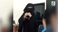 Polisi menangkap dua orang perempuan yang diduga akan melakukan penusukan ke anggota polisi di Mako Brimob, Depok.