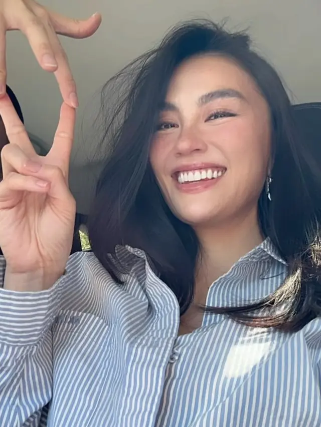 Model Rambut Agnez Mo Terbaru, Stylish dengan Rambut Panjang Bervolume
