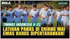 Timnas Indonesia U-22 menggelar latihan resmi di Stadion Rajamangala Lanna, Chiang Mai, Minggu (7/12/2025). Sebanyak 23 pemain, termasuk tiga diaspora, mengikuti sesi intens menjelang SEA Games 2025.