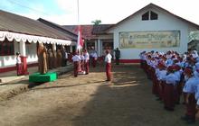 TNI Sigap Bersihkan SDN Tapsel Pasca Bencana, Aktivitas Belajar Kembali Normal