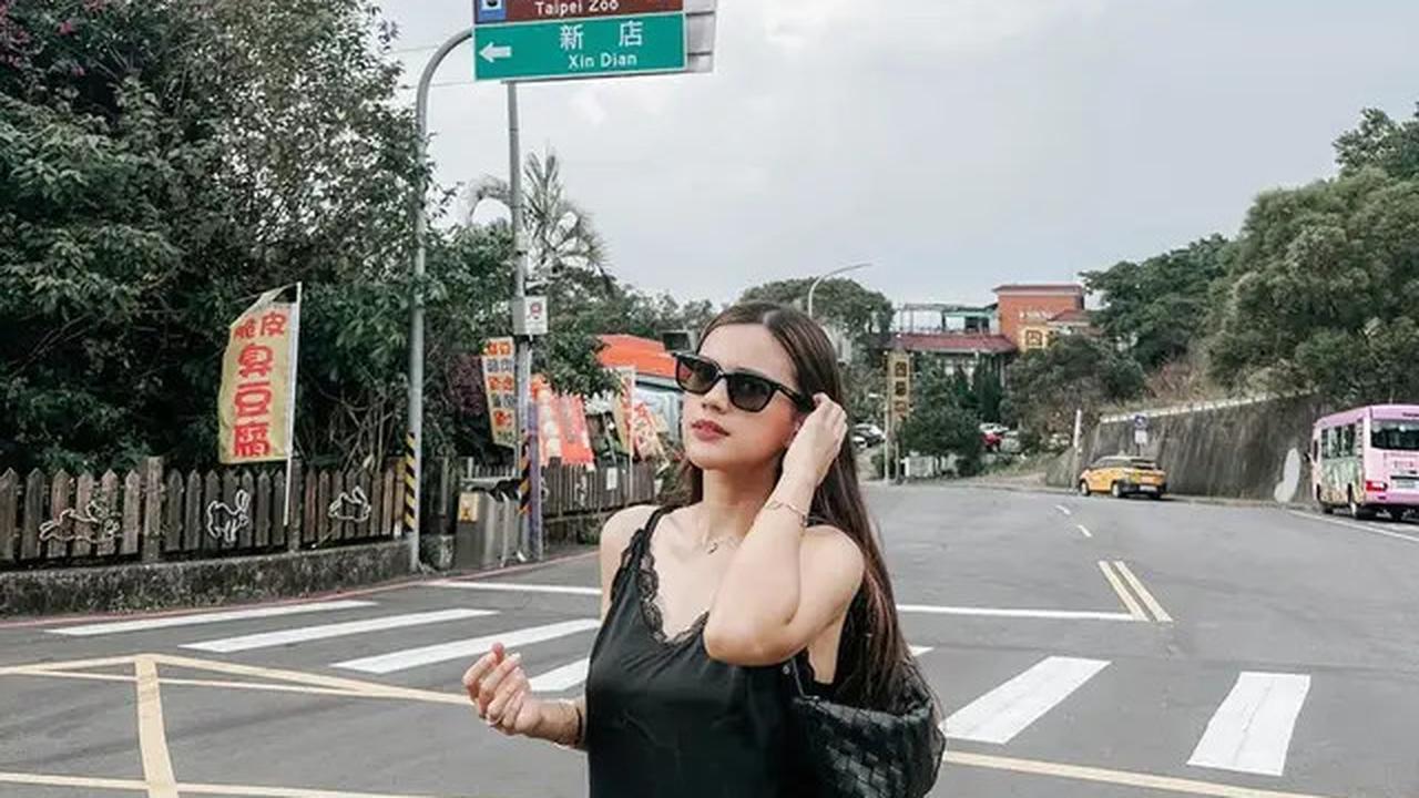 Hot Mom