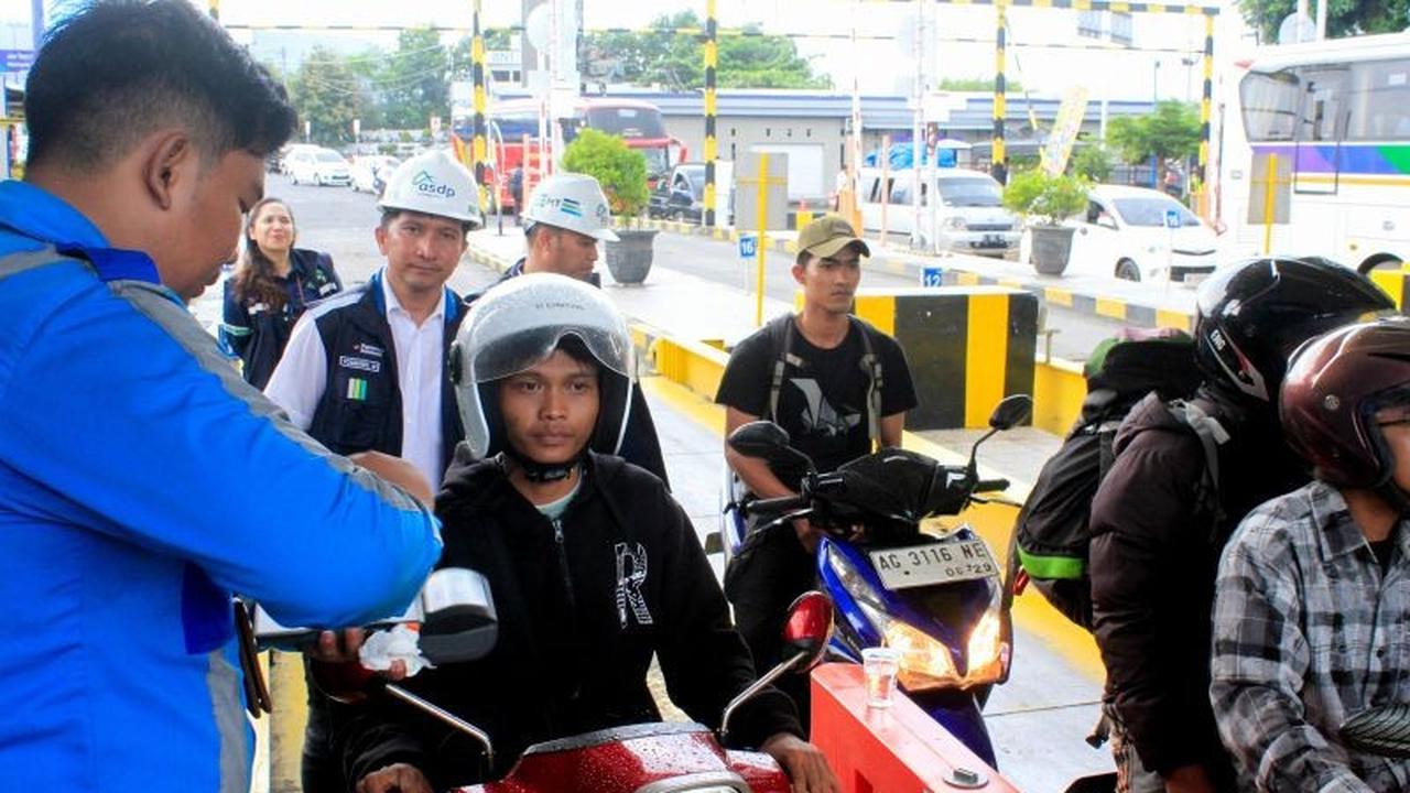 Lonjakan Pemudik Sepeda Motor di Pelabuhan Ketapang pada Arus Balik Lebaran 2026, ASDP Prioritaskan Penyeberangan