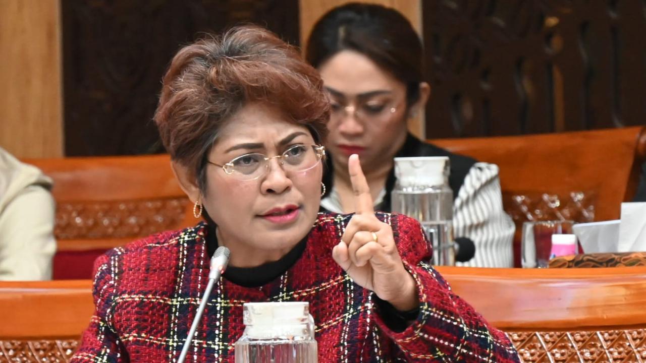 PDIP Minta Fadli Zon Minta Maaf & Hentikan Rencana Penulisan Ulang Sejarah