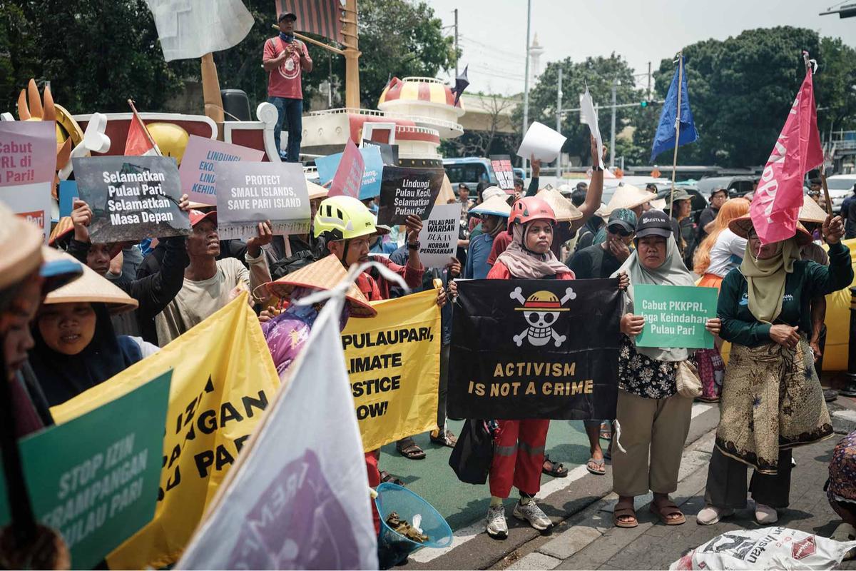 FOTO: Pulau Pari Terancam Tenggelam: Warga Desak KKP Cabut Izin Laut Bermasalah