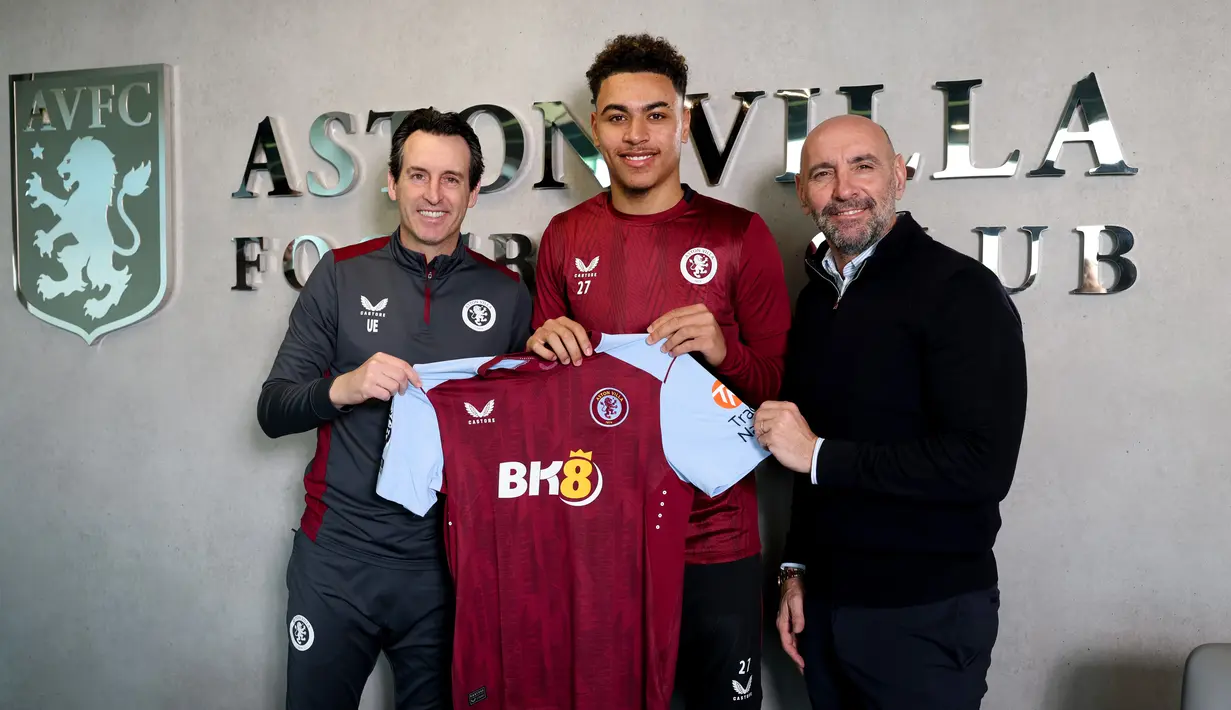 Sayap kiri Inggris berusia 21 tahun, Morgan Rogers didatangkan Aston Villa dari Middlesbrough tepat pada hari terakhir tenggat waktu bursa transfer pemain musim dingin 2023/2024 pada 1 Februari 2024. The Villans harus merogoh kocek senilai 9,4 juta euro atau setara Rp159 miliar untuk mendatangkan pemain yang baru setengah musim membela Middlesbrough usai didatangkan dari Manchester City U-21 pada awal musim 2023/2024. (avfc.co.uk)