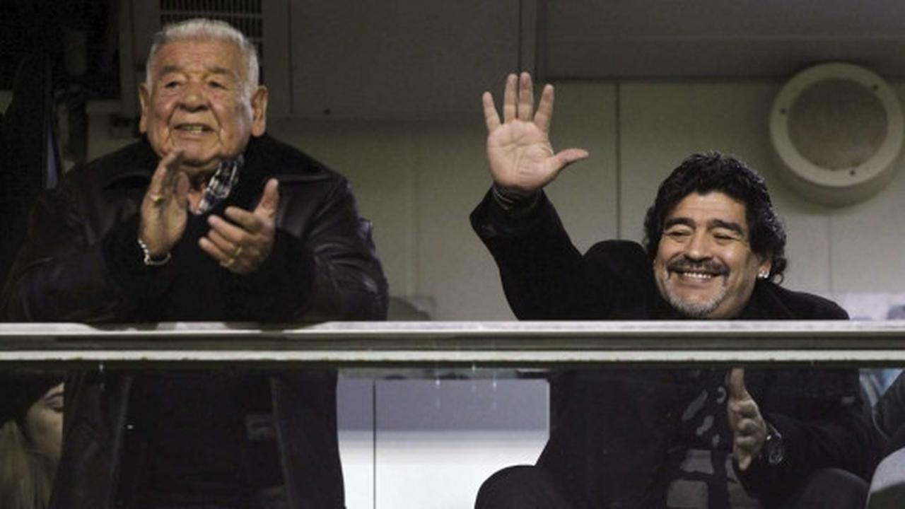 Mengenang keakraban Diego Maradona bersama sang ayah