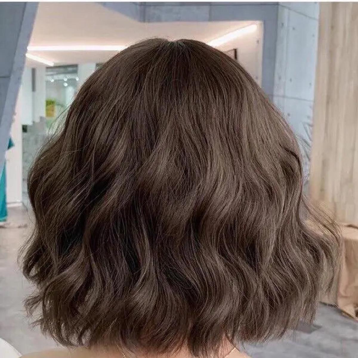 Inspirasi Gaya Rambut Pendek Bob yang Stylish untuk Wanita