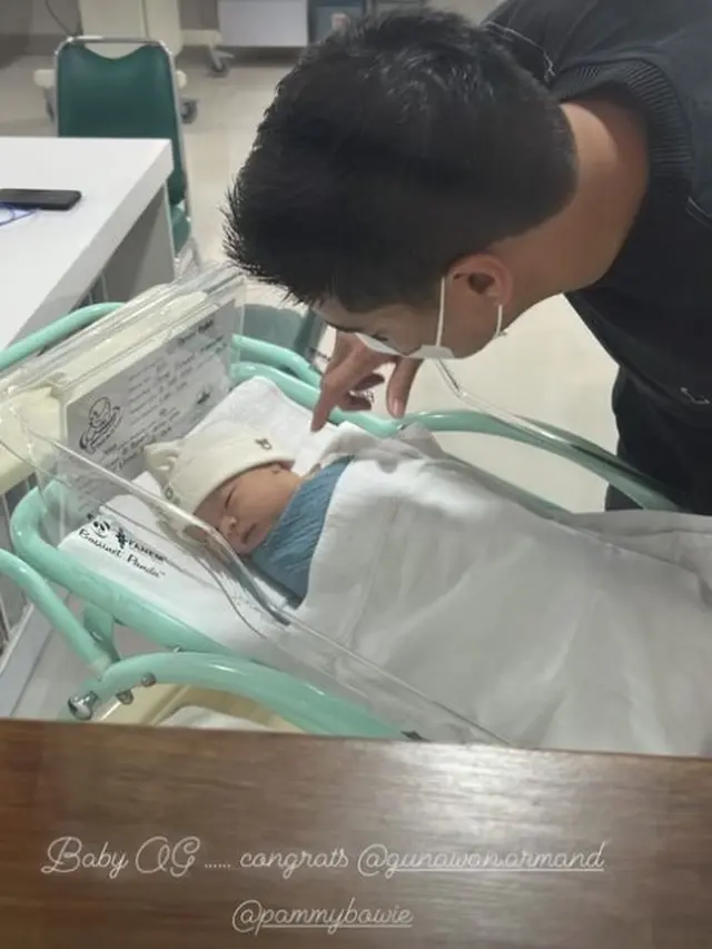 Pamela Bowie melahirkan anak pertama (Instagram/pammybowie)