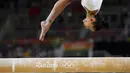 Pesenam Inggris Raya, Rebecca Downie, beraksi di balok keseimbangan dalam final tim putri senam artistik Olimpiade Rio 2016 di Rio Olympic Arena, Rio de Janeiro, Brasil (9/8/2016). (Reuters/Dylan Martinez)