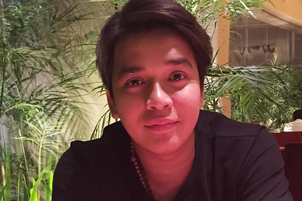[Bintang] Billy Syahputra dan Hilda Vitra