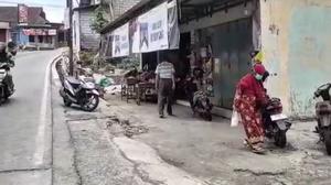 Detik-Detik Pencuri Kepergok Pemilik Rumah, Berakhir Tewas Diamuk Massa