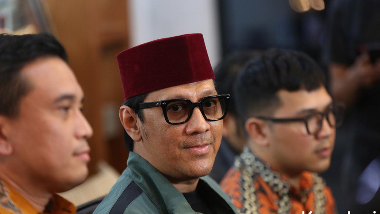 Tidak Menyebutkan Secara Detail Masalah Rumah Tangganya
