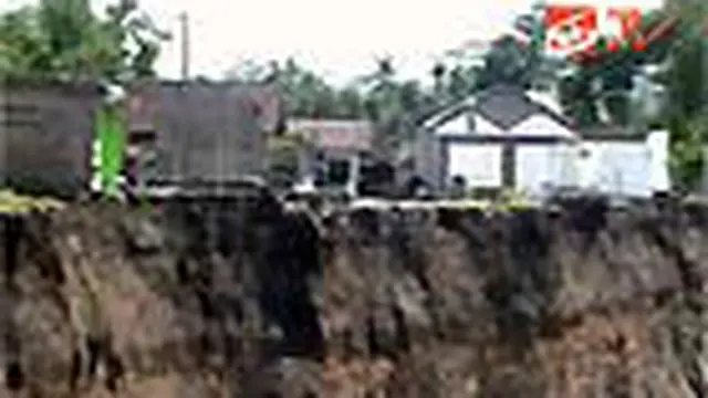 Puluhan Rumah Terancam Longsor Akibat Lahar Dingin