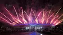 Suasana pesta kembang api saat pembukaan SEA Games di Stadion Bukit Jalil, Kuala Lumpur, Sabtu (19/8/2017). SEA Games 2017 Malaysia akan berlangsung hingga 31 Agustus. (Bola.com/Vitalis Yogi Trisna)