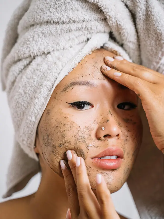 Cegah Jerawat dan Kulit Kusam, Begini Rutinitas Perawatan Kulit Penting Saat Musim Hujan