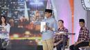 Calon Wakil Gubernur DKI Jakarta no 3, Sandiaga Uno memberi pemaparan terkait programnya saat debat terakhir Pilgub DKI Jakarta 2017 di Hotel Bidakara, Jakarta, Rabu (12/4). (Liputan6.com/Faizal Fanani)