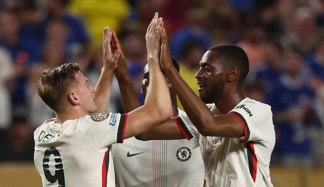 Chelsea menutup pertandingan dengan kemenangan 3-0 atas Esperance de Tunis setelah Tyrique George mencetak gol ketiga untuk The Blues pada menit-menit akhir. (FRANCK FIFE/AFP)