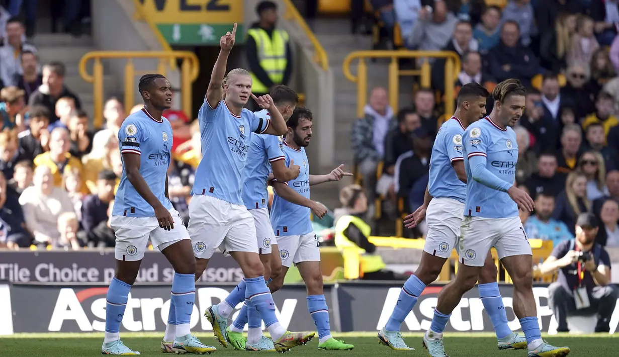 Dalam 11 golnya di Liga Inggris sejauh ini, Erling Haaland telah menunjukkan bahwa dia bisa melakukan semuanya. Dia mencetak gol dengan kaki kanannya, dengan kiri dan kepalanya. (AP via PA/Nick Potts)