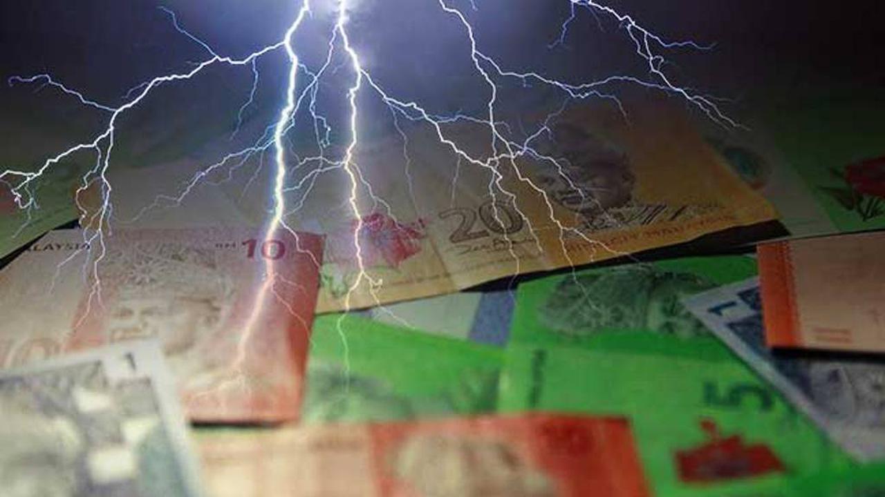 Badai Menghampiri Malaysia?