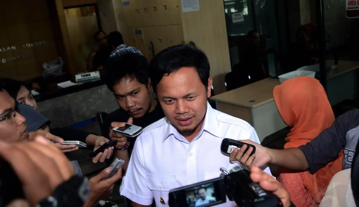 Wali Kota Bogor, Bima Arya mendatangi Gedung Komisi Pemberantas Korupsi (KPK) Jakarta, (14/7/14) (Liputan6.com/Faisal R Syam)